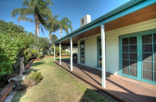 Echuca House | Wandew - Echuca Holiday Homes