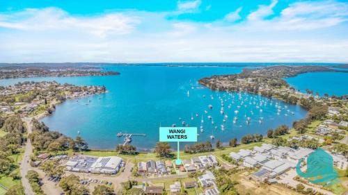 Wangi Wangi House | Wangi Waters