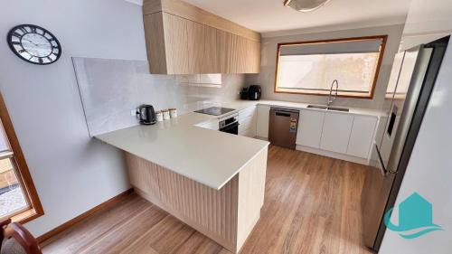 Wangi Wangi House | Wangi Waters