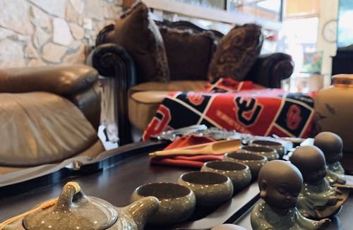 Oklahoma City Bed & Breakfast | WangShi China Palace Bed & Breakfast/Inn