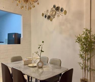 Interior Divison House | Wanley Hstay Beaufort