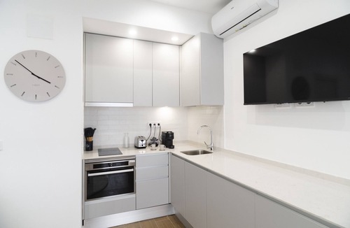 San Diego Apartment | Waou New Numantia I