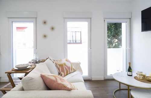 San Diego Apartment | Waou New Numantia III