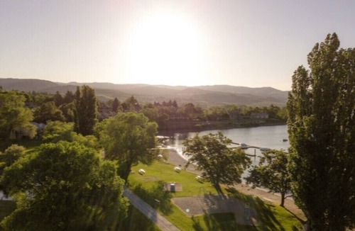 Wapato Point Resort | Wapato Point - Spacious 2 Bedroom W/Full Kitchen