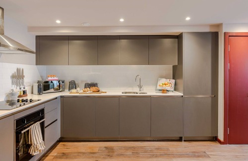 Bristol Floating Harbour Apartment | Wapping Wharf | 2 Bedroom Apartment