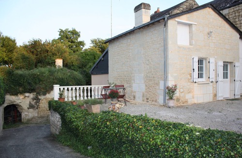 Saint-Leger-de-Montbrillais House | Warm, typical gîte, completely renovated