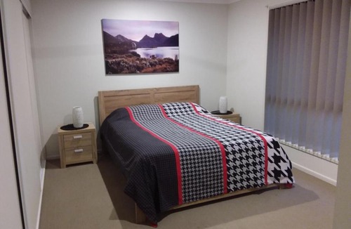 Tinana Apartment | Waratah and Wattle Apartments