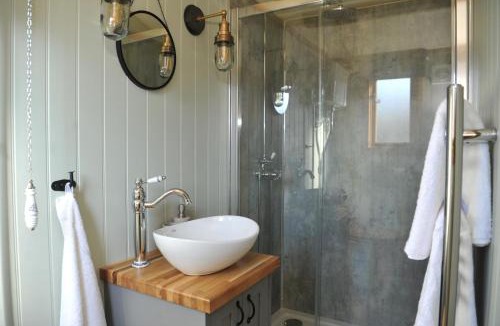 Dursley Other | Warblers Meadow