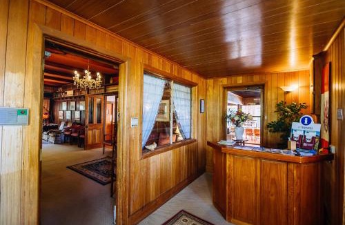Warburton Hotel | Warburton Lodge