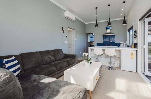 Warea House | Warea Beach Bach with Coastal Views