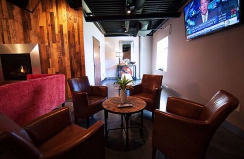 Salunga Hotel | Warehouse Hotel