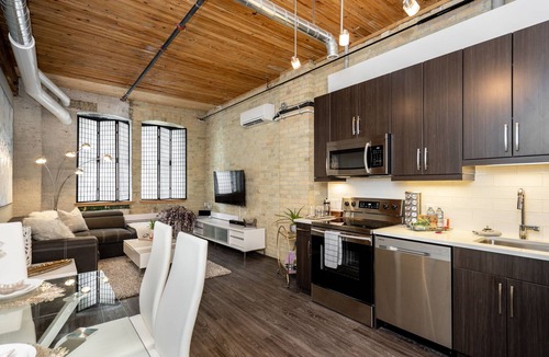 Exchange District Condo | Warehouse Loft in Exchange District w/Parking!