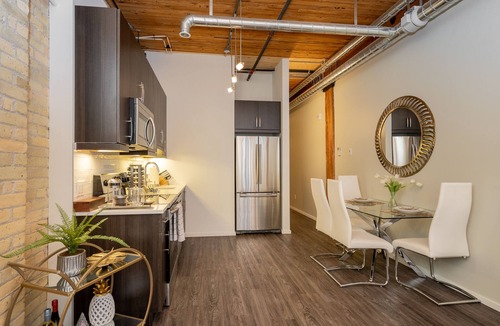 Exchange District Condo | Warehouse Loft in Exchange District w/Parking!
