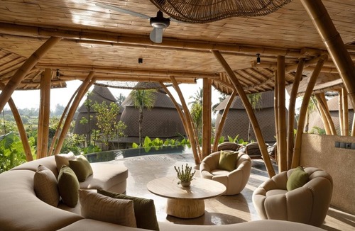 Kenderan Villa | Warm 2-Bedroom Villa in Ubud with Private Pool & Rice Field Views