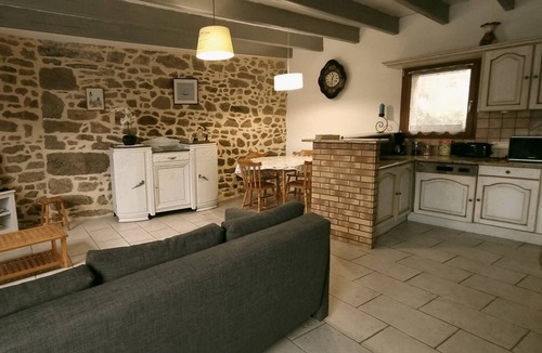 Saint-Coulomb House | Warm 84m² in Saint-Coulomb