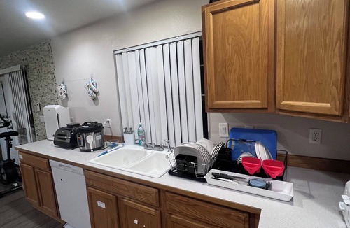 Dupont House | Warm and artistic.