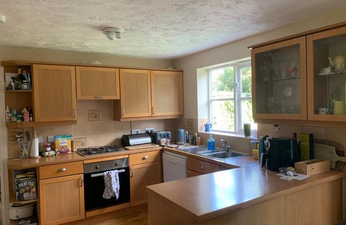 Burnham-on-Sea House | Warm and Cosy Double Bedroom