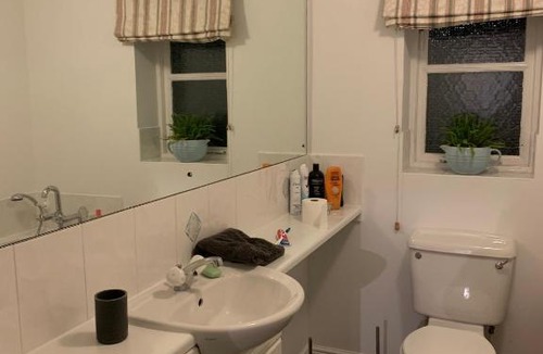 Burnham-on-Sea House | Warm and Cosy Double Bedroom