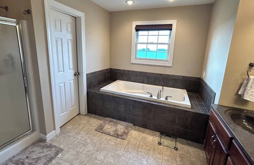 Forsyth House | Warm and cozy house!