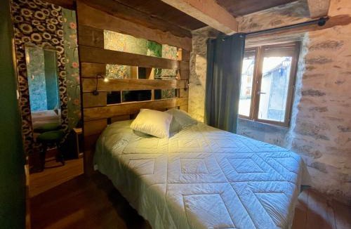 Egliseneuve-d'Entraigues House | Warm and cozy house