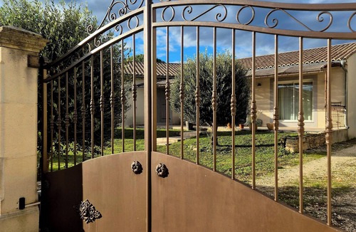 Goudargues House | Warm and spacious traditional house.
