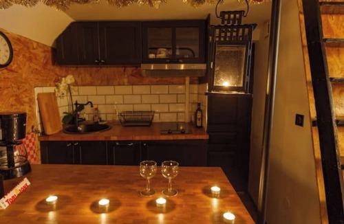 Cote Pavee Boat Rental | Warm barge with jacuzzi Toulouse center
