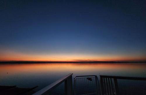 Warm Beach House | Warm Beach House Stanwood