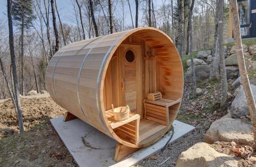 Lac Superieur Village Ski Chalet | Warm cabin in nature with spa & sauna