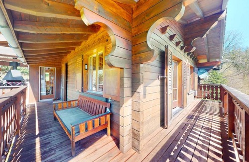 Les Marecottes Ski Chalet | Warm chalet with a nice exterior in Les Marécottes