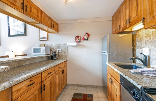 Vail Condo | Warm Condo, Steps to Complimentary Shuttle, Ideal for Couples