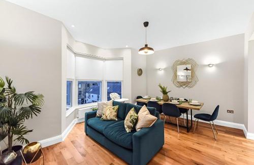 Fortune Green Apartment | Warm & Cozy 2-Bed Flat-Perfect for Groups!