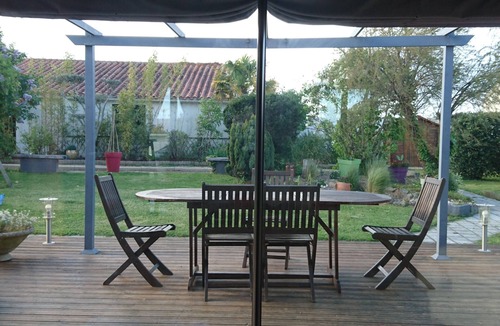 Olonne-sur-Mer House | Warm, family home opening onto garden near sea, forest and marshes