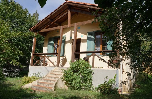 Prats-de-Mollo-la-Preste Ski Chalet | Warm house, terrace, garden and parking