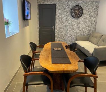 Madonne-et-Lamerey House | Warm home