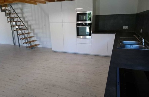 Galgon House | Warm house