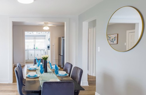 Bobcaygeon Apartment | Warm & Inviting Summer Retreat for 7—Bobcaygeon