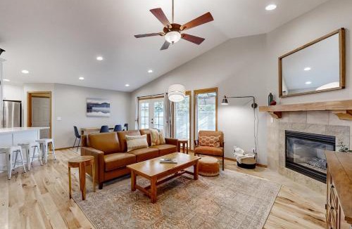 Southeast Boise House | Warm & Inviting