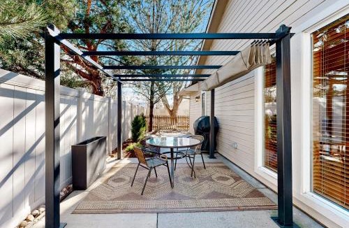 Southeast Boise House | Warm & Inviting