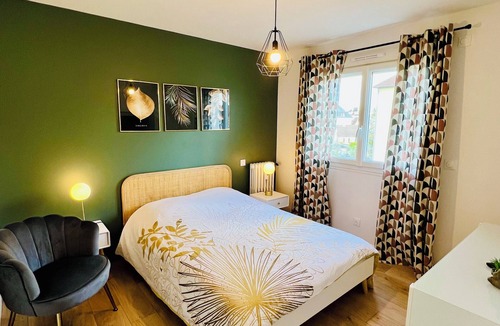 Le Marais Apartment | Warm, modern cocoon 5 minutes from the center