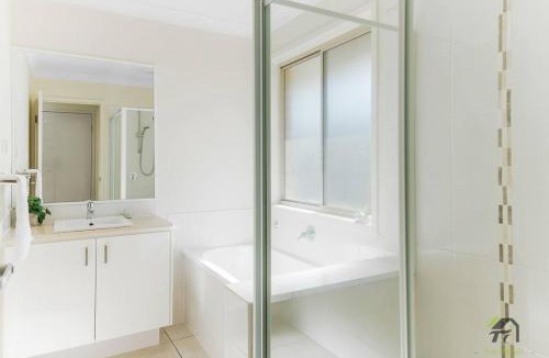 Pimpama Villa | Warm & Quiet house in Gold Goast