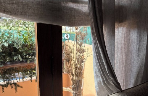 Vielha e Mijaran Apartment | Warm shelter in Vielha - fireplace, projector-.