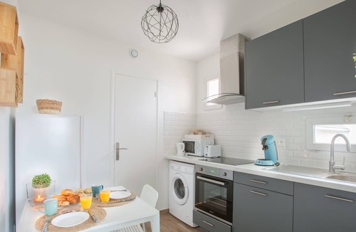 Clamart House | Warm T2 ideally located + free parking