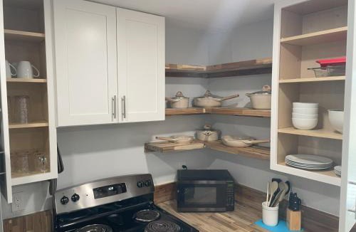 Warm Mineral Springs Apartment | Warm Waters Escape