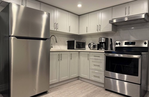 Bickford Park House | Warm & Welcoming 2BR Little Italy