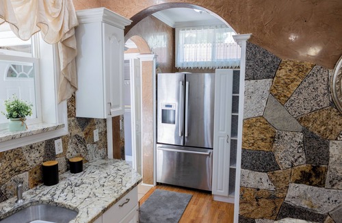 Camillus House | Warm Welcoming House with Sauna! 4Bedrooms