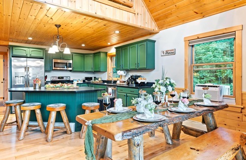 Bethel Ski Chalet | Warming Fireplace, Gorgeous Views, HotTub, slps 12