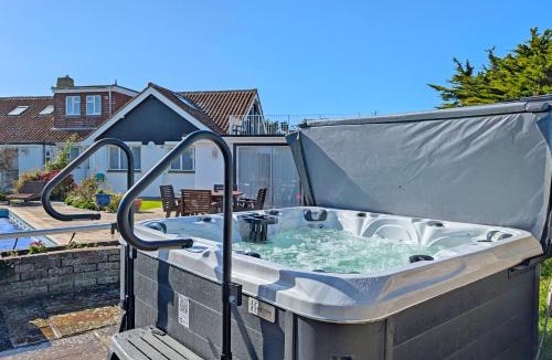 Selsey House | Warner Wood - Selsey