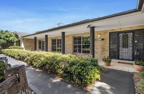 Wamberal House | Warrambool Lodge, TOP NOTCH