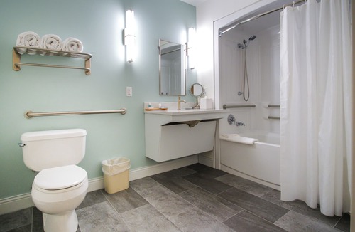 Ashland Hotel | Warren Conference Center and Inn