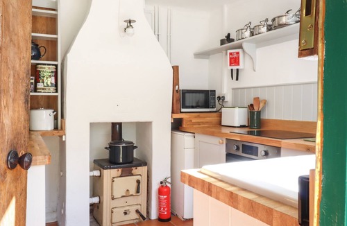 Bures Cottage | Warren Cottage